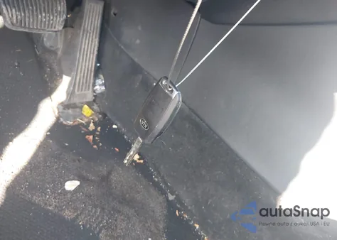 2018 Kia Optima S из США, поврежденный, VIN 5XXGT4L38JG220070